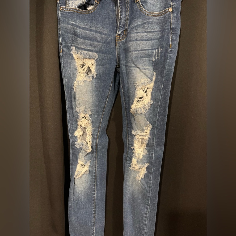 Fashion nova dark blue ripped jeans